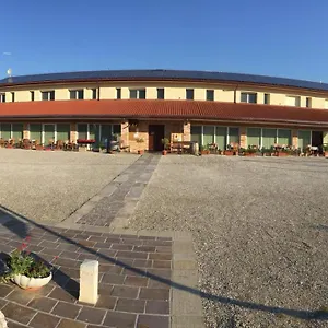 https://san-ferdinando.hotelinveneto.com